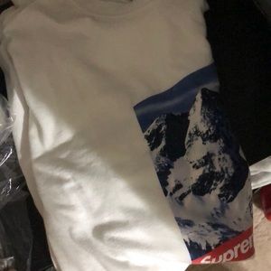 Supreme tnf mountain tee (RESERVED)